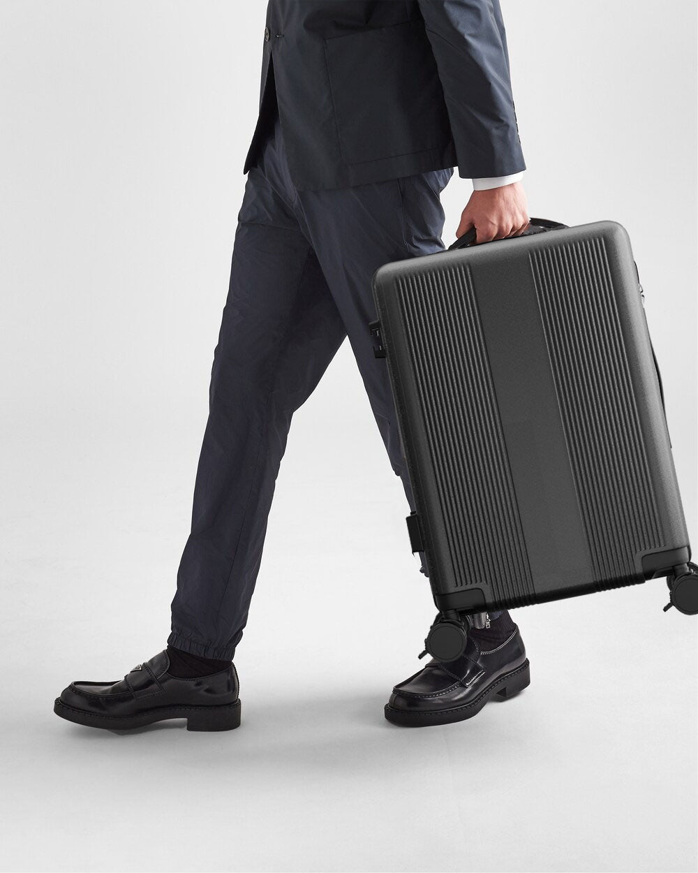 Ashard Expandable Carry-On Suitcase